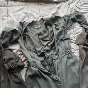 Banana Republic Tencel Jumpsuit Petite 00